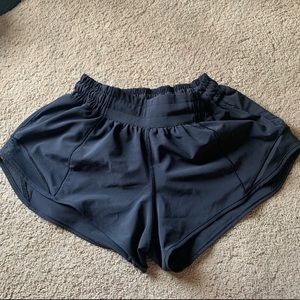 Lululemon Hotty Hot II 2.5”